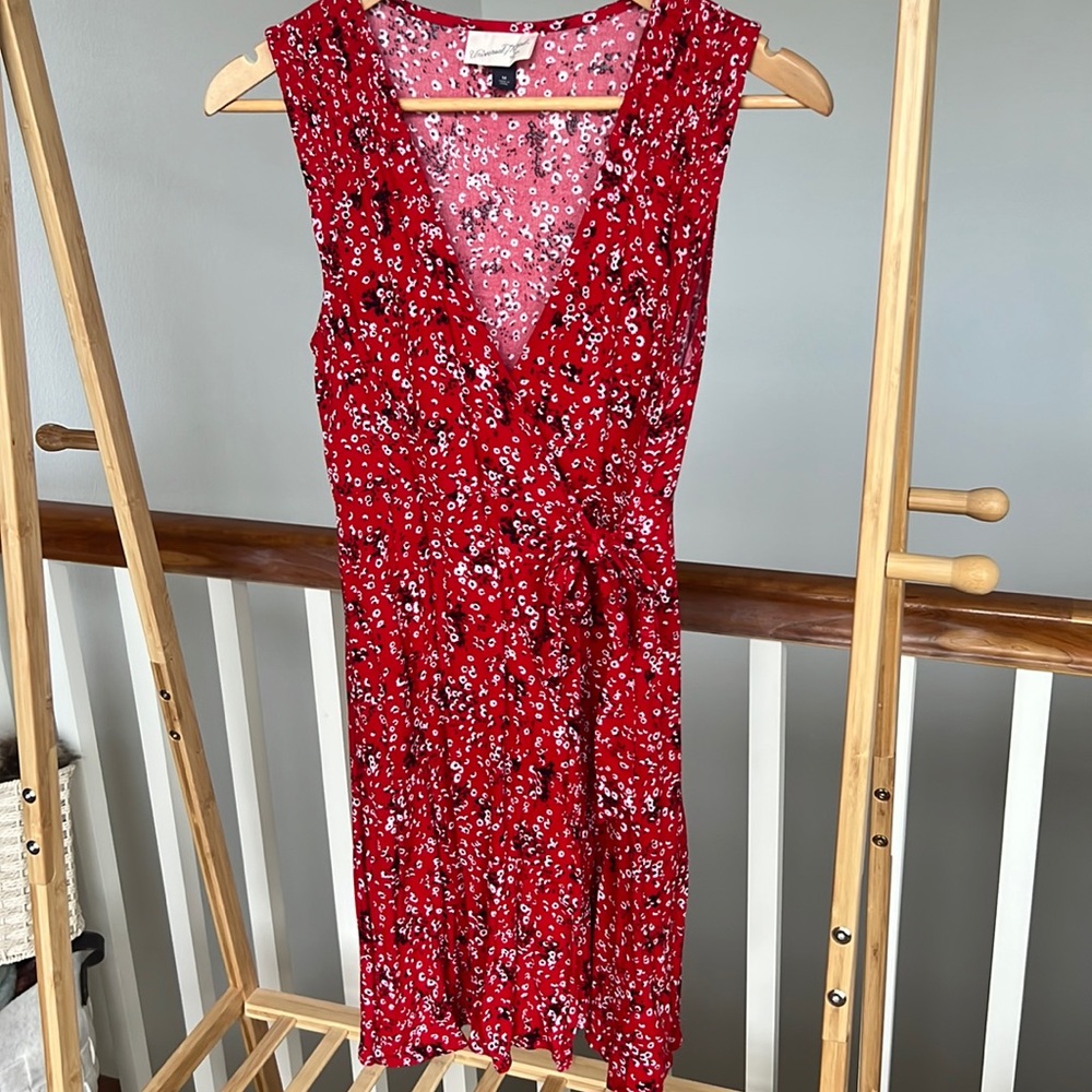 Universal Threads Red Wrap dress size medium